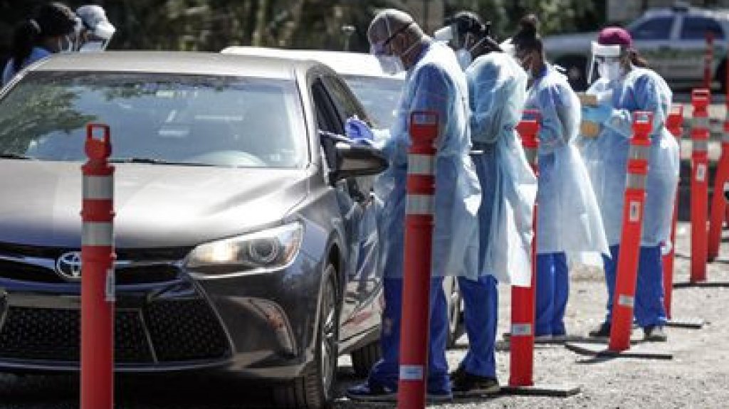  Menos pruebas de COVID-19 por Isa&iacute;as, menos casos diarios en Florida 