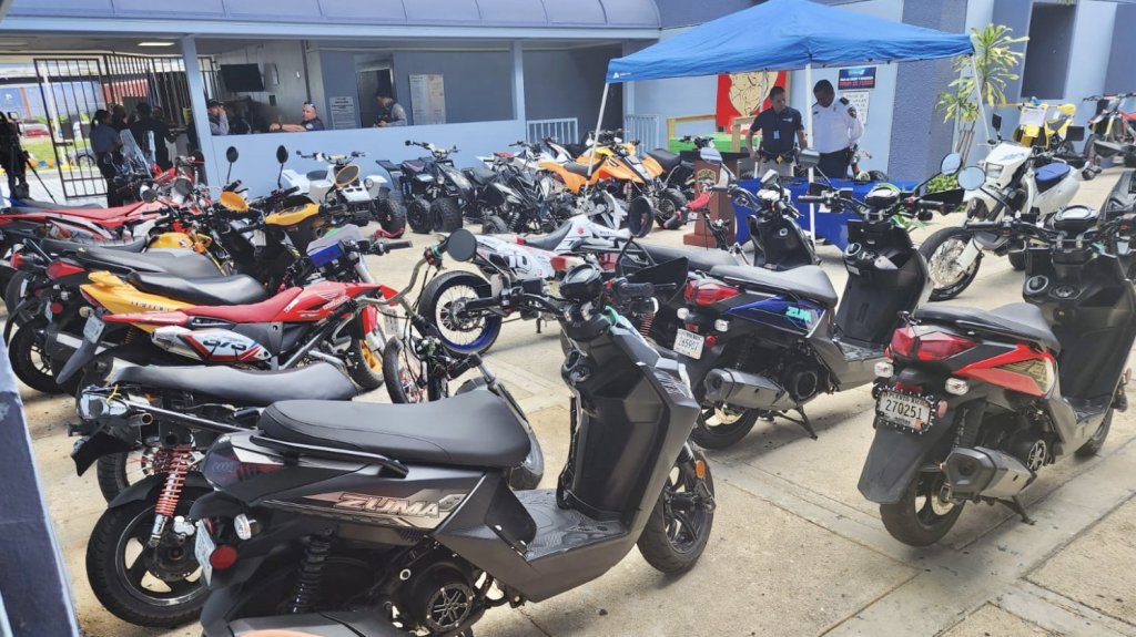  Operativo contra corridas clandestinas deja ocho arrestos y mas de 30 motoras confiscadas 