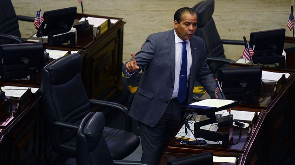  Georgie Navarro niega haya tenido escolta y cancela destaque a agente 