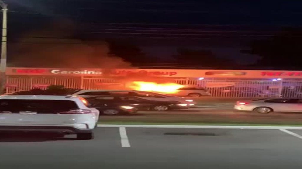  Video: Ahora se incendia veh&iacute;culo en la 65 de infanter&iacute;a 