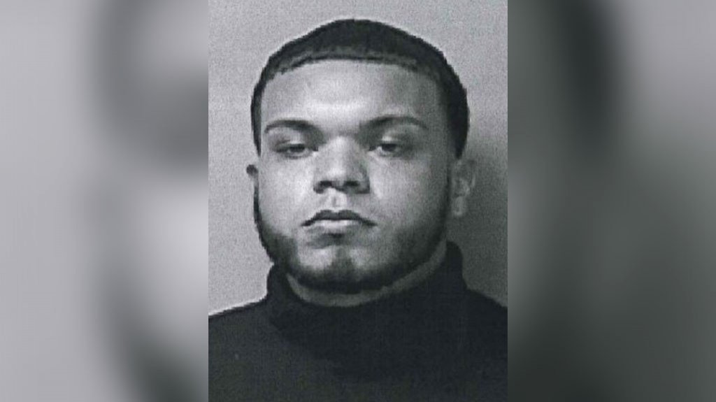  Procesan a joven que amenaz&oacute; con un arma a su expareja en Hatillo 