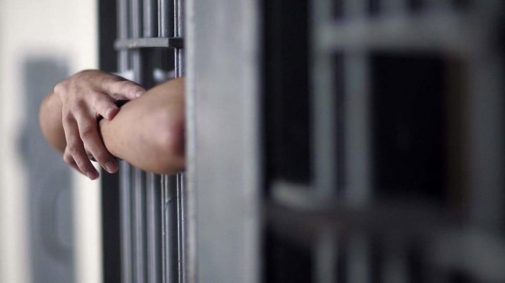  Encuentran confinado muerto en c&aacute;rcel de Aguadilla 