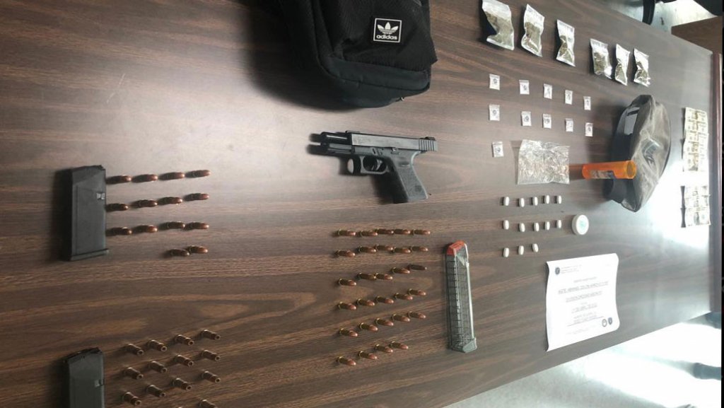  Arrestan a un hombre en Comerio con una pistola y drogas 