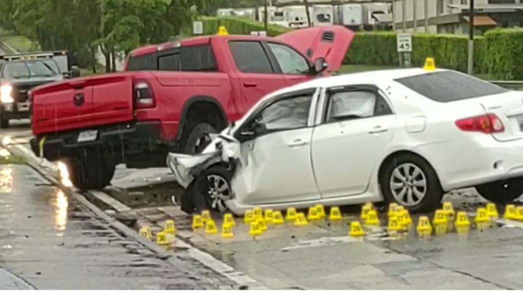  Video: Decenas de casquillos en tiroteo que dej&oacute; un muerto en expreso de Trujillo Alto 