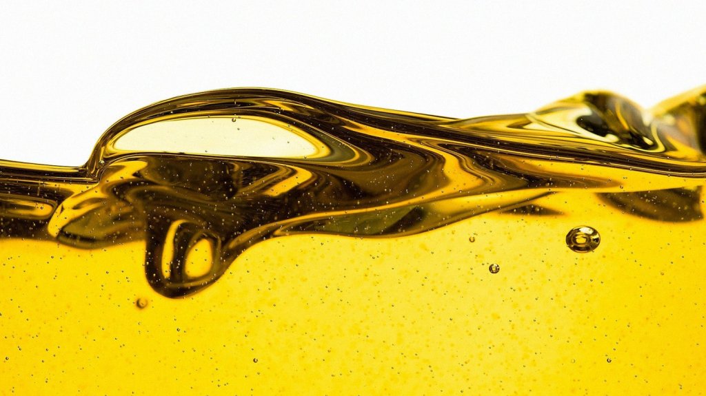  Colegio de T&eacute;cnicos y Mec&aacute;nicos Automotrices establece tanques comunitarios para recoger aceites usados 