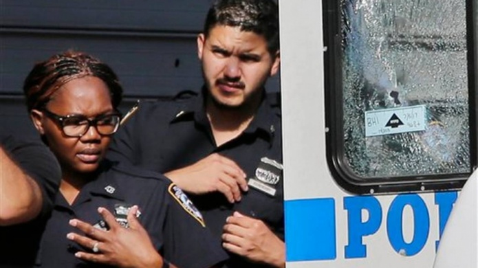 Muere mujer policÃ­a en NY, baleada en vehÃ­culo de vigilancia