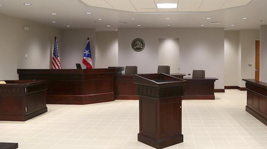  Presentan cargos contra expolic&iacute;a y actual maestro en Maricao por tentativa de asesinato 