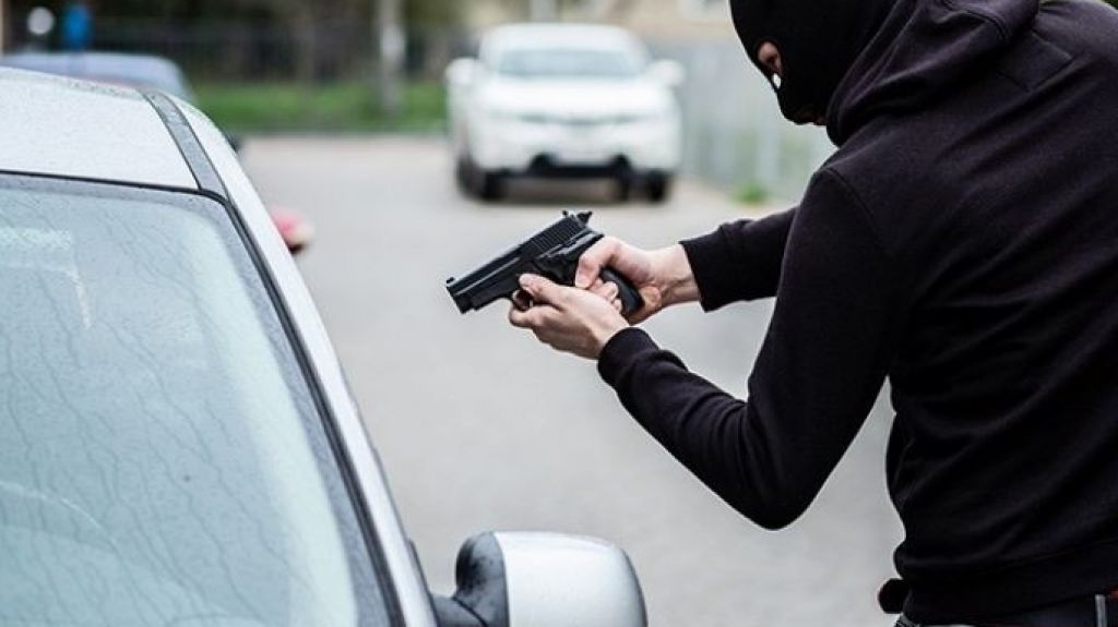  &ldquo;Carjacking&rdquo; a adolescente en Corozal 