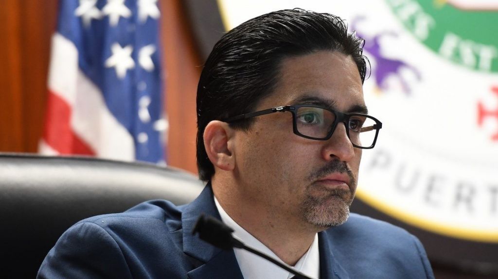  Legislan para extender plan m&eacute;dico a empleados p&uacute;blicos 