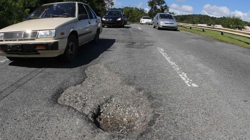  Ram&oacute;n Luis Cruz pide investigar el estado de las carreteras debido al incremento de accidentes y congestion vehicular 