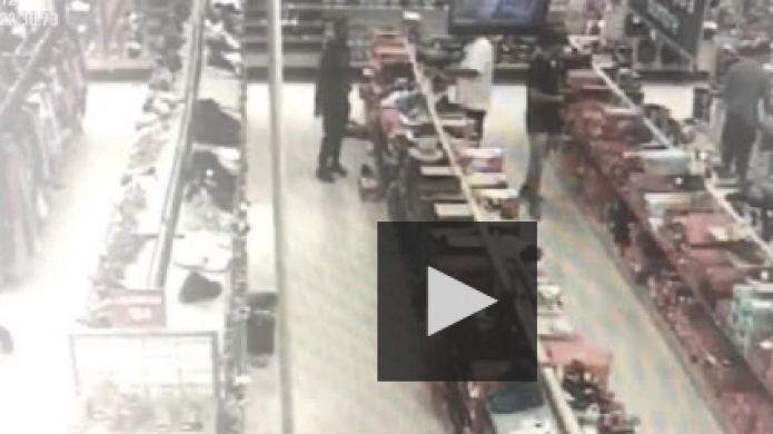 Nuevos cargos a dos confinados que aparecen en video robando en megatiendas de Guaynabo y BayamÃ³n