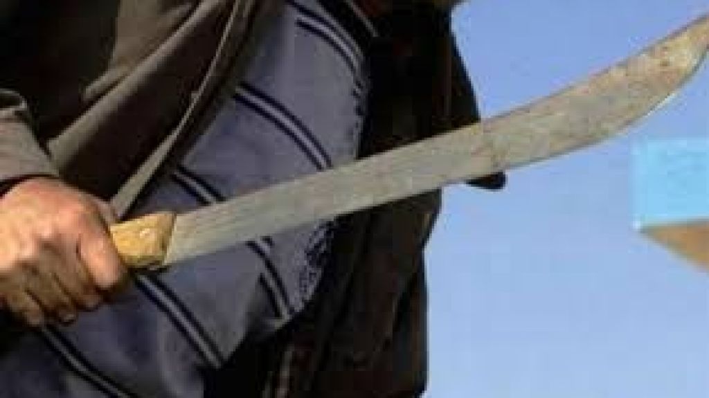  Radican cargos contra hombre que amenaz&oacute; de muerte a otro con un machete 