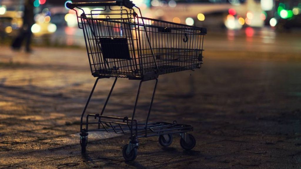  Comerciantes de Maunabo acuerdan nuevo horario de funcionamiento de 6:00am a 6:00pm 