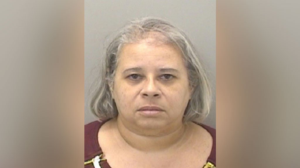  Maestra de música en San Juan acusada de maltrato de menores 