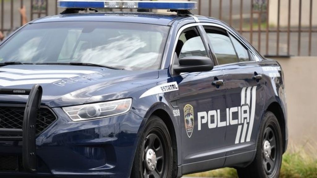  Hurtan auto frente a una residencia en Trujillo Alto 