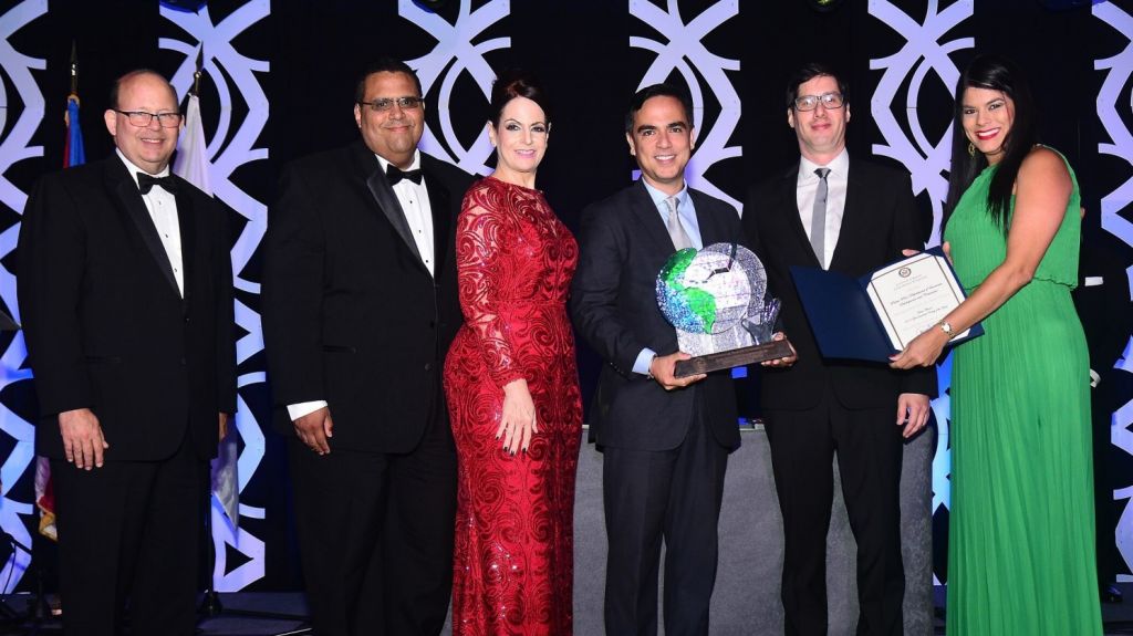  Reconocen al Departamento de Desarrollo Econ&oacute;mico y Comercio como &ldquo;Entidad Gubernamental del A&ntilde;o" 