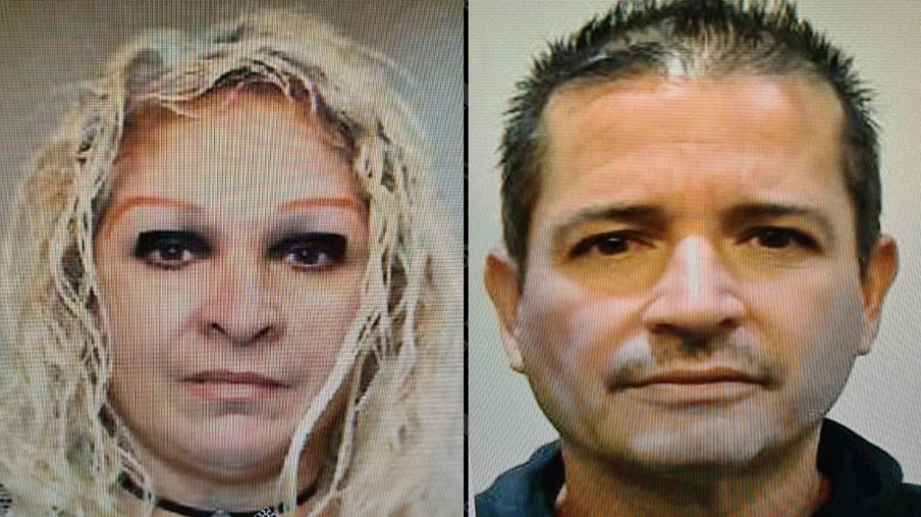  Se Buscan por agredir y amenazar con una pistola a una persona en negocio de pinchos en Guaynabo 