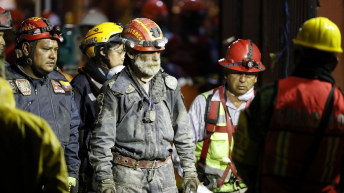 Cifra de muertos aumenta a 319 y se reducen las esperanzas de sobrevivientes en MÃ©xico