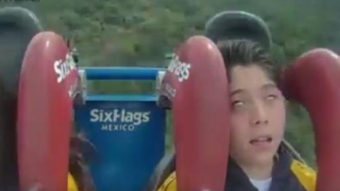 Video: Se SubiÃ³ a una machina de "Six Flags" en MÃ©xico y se desmayÃ³ 4 veces