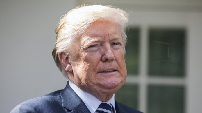 Trump pide a Hillary Clinton que se presente a las elecciones de 2020