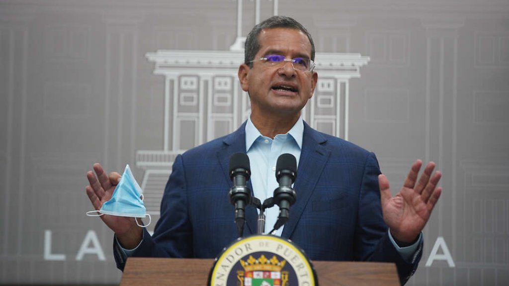  Gobernador elimina el uso de mascarillas en &aacute;reas exteriores e interiores, con algunas excepciones 