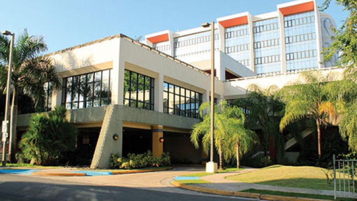 DESIGNAN AL LICENCIADO CABRERA BONET COMO DIRECTOR INTERINO DEL CENTRO CARDIOVASCULAR 