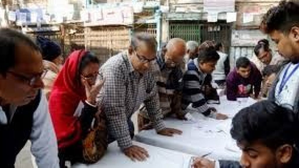  Vea video: Cierran las urnas en Bangladesh en violenta jornada con al menos 12 muertos 