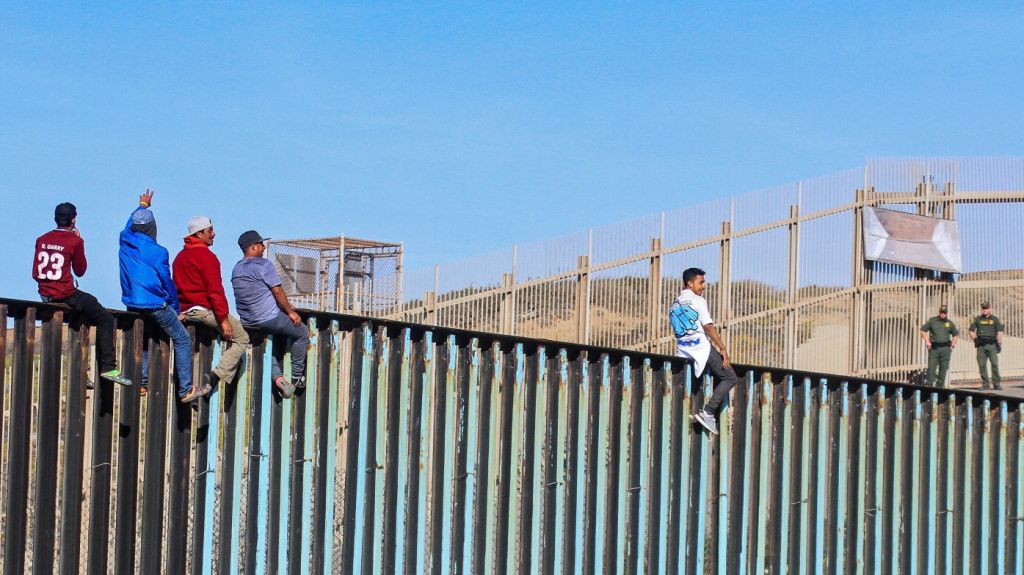  Migrantes centroamericanos alcanzan la frontera M&eacute;xico-Estados Unidos 