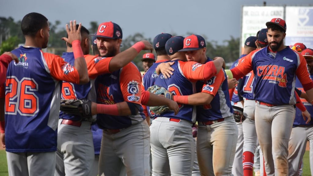  Siete equipos avanzan a series finales de secci&oacute;n 