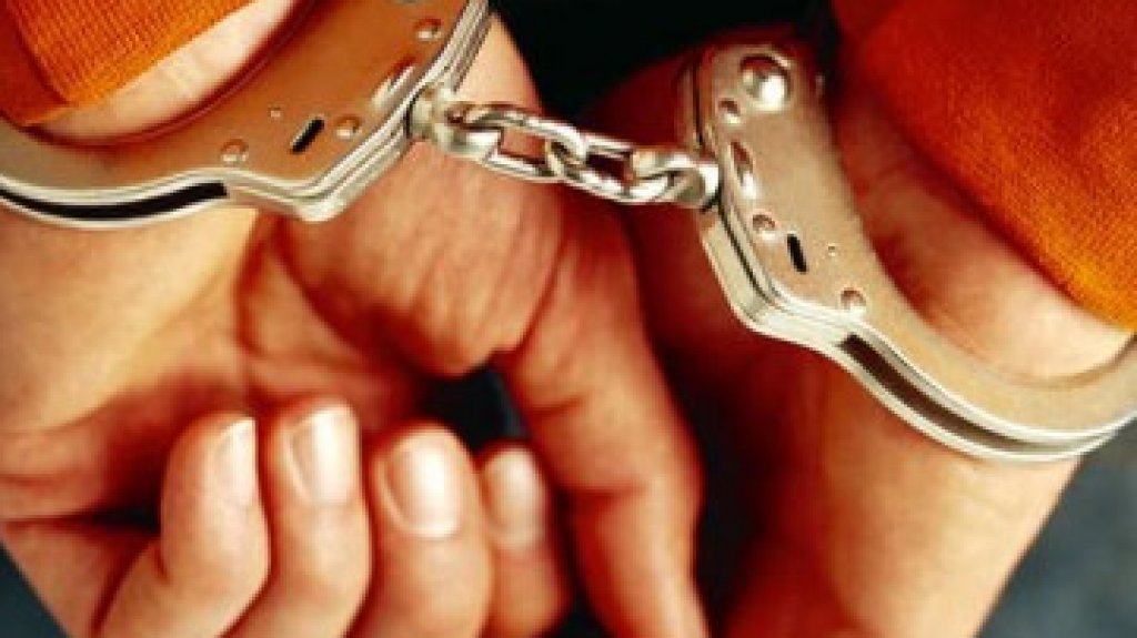  Mujer agrede a otra con la culata de una pistola en negocio de Rio Grande 