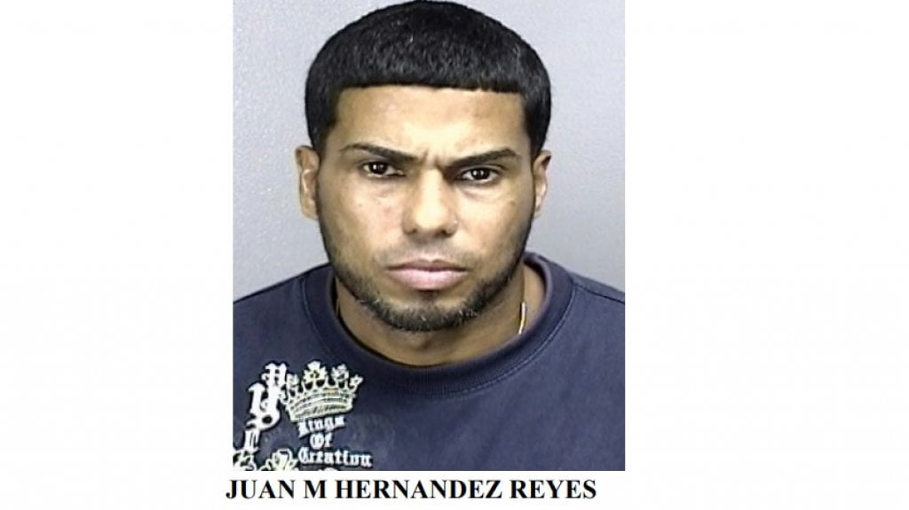  “Mangaooo” robando en estacionamiento de Plaza Rio Hondo Mall, en Bayamón 