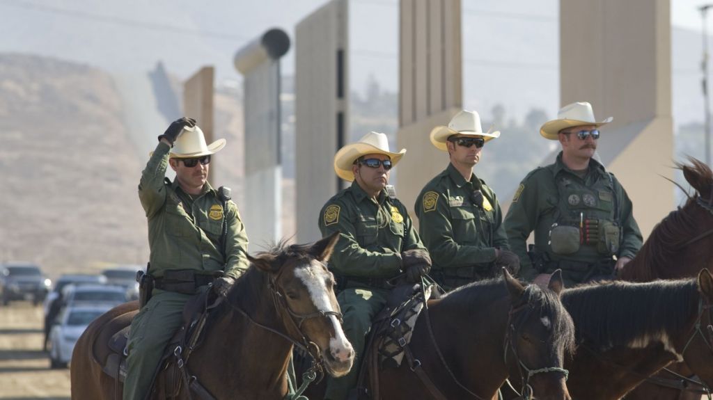 Trump aviva su enfrentamiento con California a cuenta del muro fronterizo 