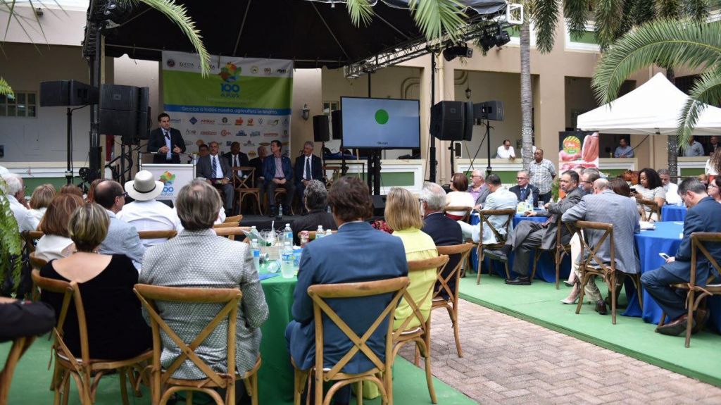 Cumple 100 aÃ±os el Departamento de Agricultura insular