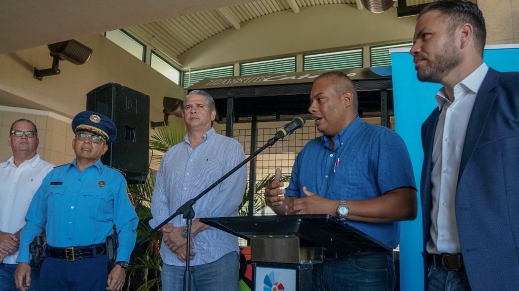 Con la Sonora Ponce&ntilde;a a Pedro Cap&oacute; la oferta musical De Cata&ntilde;o Pa&rsquo; las Fiestas 