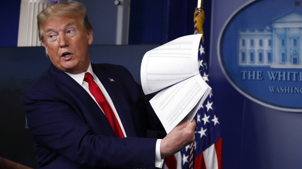  Confirman que Trump se llev&oacute; a su residencia en Florida documentos etiquetados como secretos tras concluir su mandato 