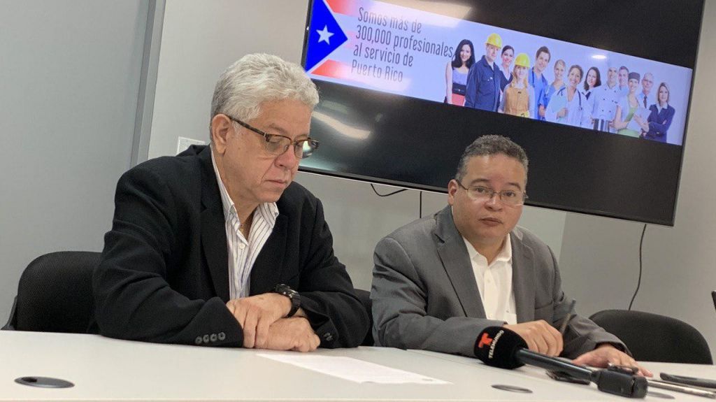  Colegio de M&eacute;dicos arremete contra aseguradoras por pagar el agua y la luz a los pacientes en vez de cuidado de salud 