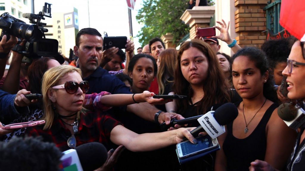  Estudiantes de Universidad de Puerto Rico califican Plan Fiscal de "atropellado" 