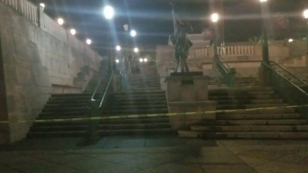  Video: &ldquo;Vacil&oacute;n en el Totem&rdquo; de Viejo San Juan, termina con un muerto y un herido 