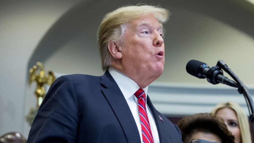  Trump dice que no firmar&aacute; propuesta para evitar cierre de Administraci&oacute;n 