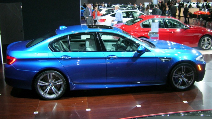 Cae banda que robaba carros de lujo en NY para venderlos en Ãfrica