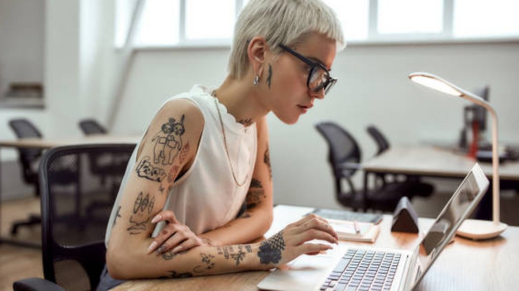  C&aacute;mara va por encima de veto del gobernador y aprueba nuevamente medida que proh&iacute;be discrimen por tatuajes, pelo te&ntilde;ido y &ldquo;piercings&rdquo; en el empleo 