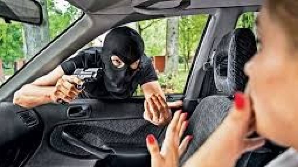  Roban carro a mujer en San Juan 