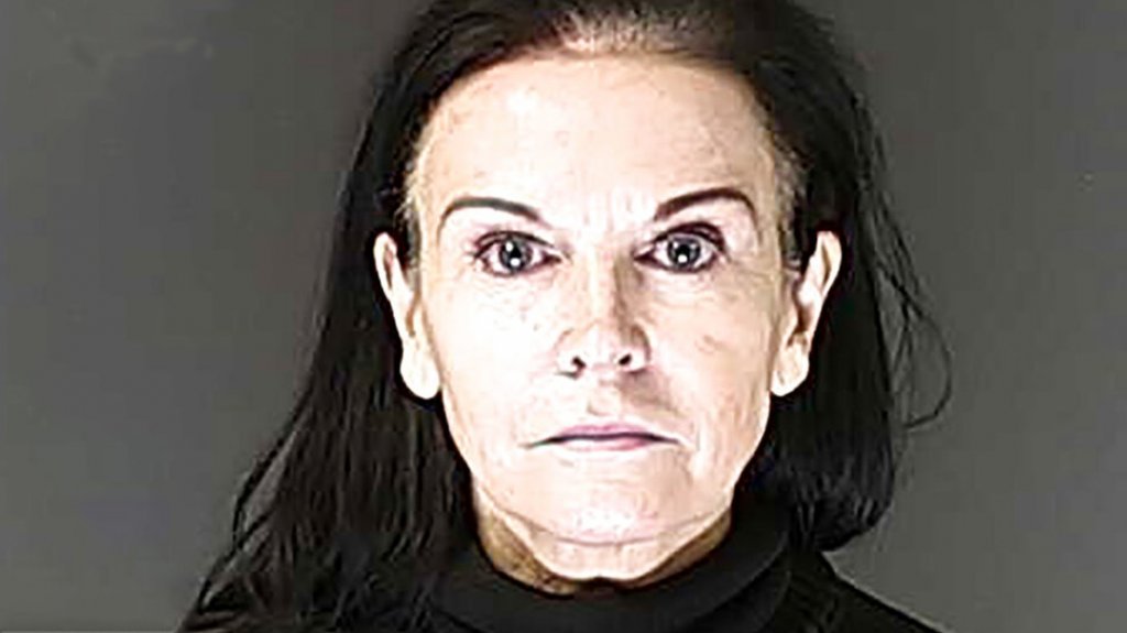  Condenan a seis a&ntilde;os de prisi&oacute;n a la due&ntilde;a de una guarder&iacute;a en EE.UU por esconder a 26 ni&ntilde;os detr&aacute;s de una pared falsa en el s&oacute;tano 