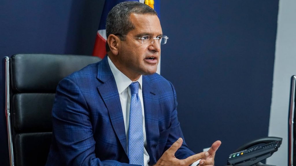  Gobernador asegura que mayor&iacute;a de clientes van a tener servicio hoy y califica de &ldquo;inaceptable&rdquo; la aver&iacute;a 