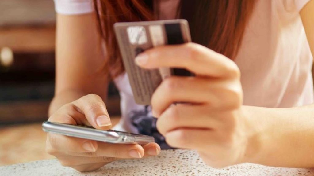  Estafan a dos personas en San Juan, les dijeron que ten&iacute;an problemas con el seguro social y que les iban a ayudar 