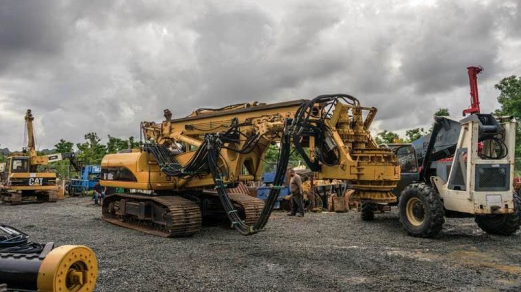  Con la llegada de gigantesco taladro se inicia construcci&oacute;n de nuevo puente en Utuado 