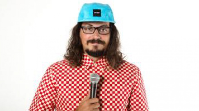 Comediante Chente Ydrach anuncia mÃ¡s funciones de su gira de "stand up"