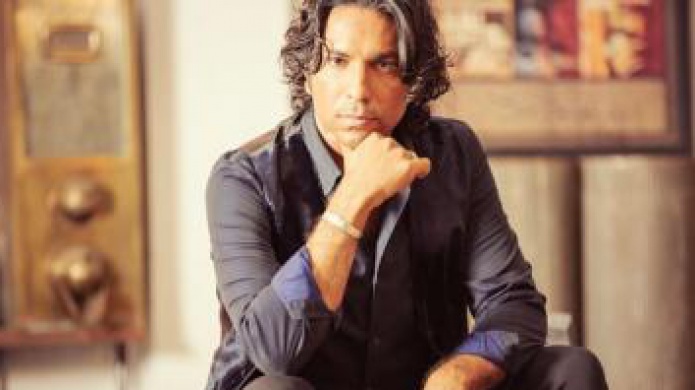 Pianista espaÃ±ol y mÃºsico flamenco Diego Amador llega con "La Sandunguita", grabado con Oscar D "LeÃ³n