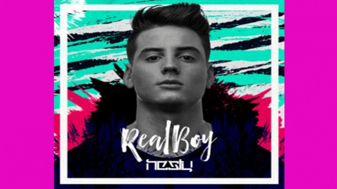 Cubano Nesty presenta su Ã¡lbum debut "Real Boy"