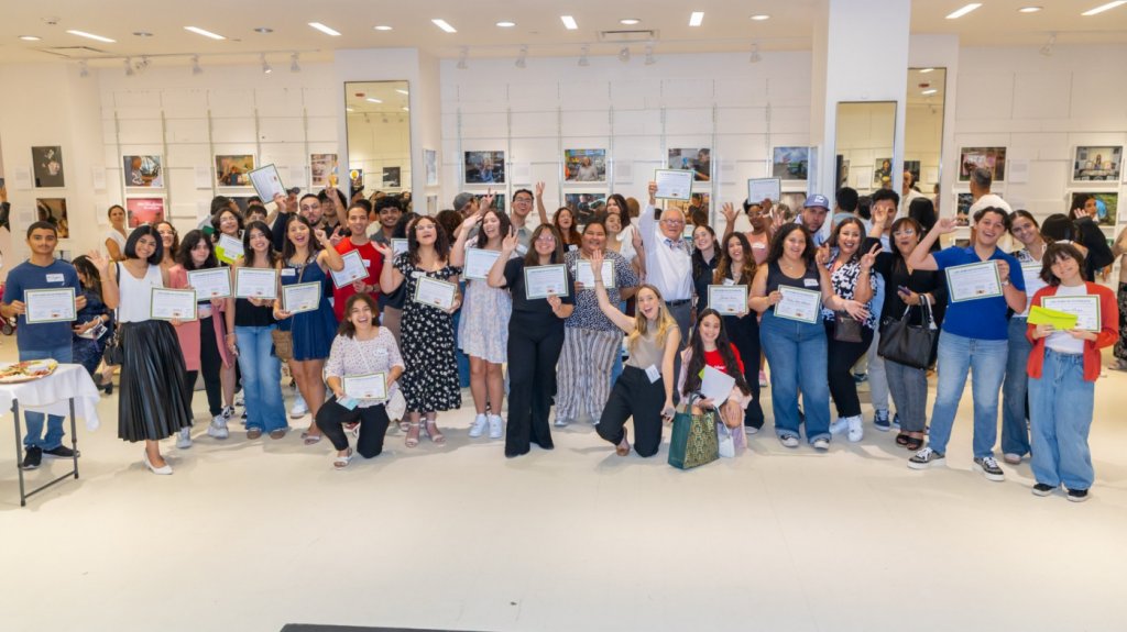  La 4ª. edición de Retratos de Prosperidad abre en Plaza Las Américas 